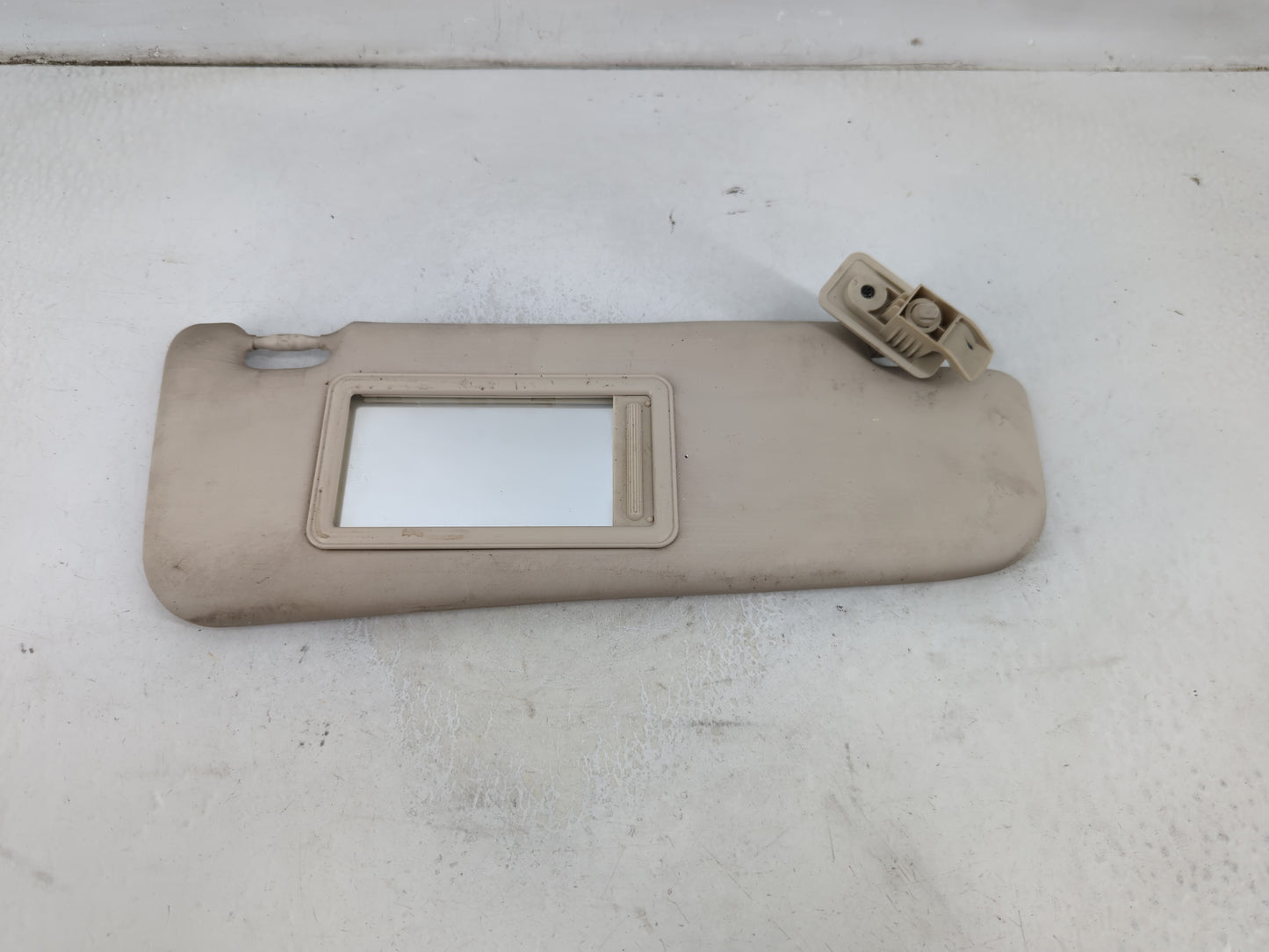 2012-2017 Fiat 500 Sun Visor Shade Replacement Passenger Right Mirror Fits Fits 2012 2013 2014 2015 2016 2017 OEM Used Auto 