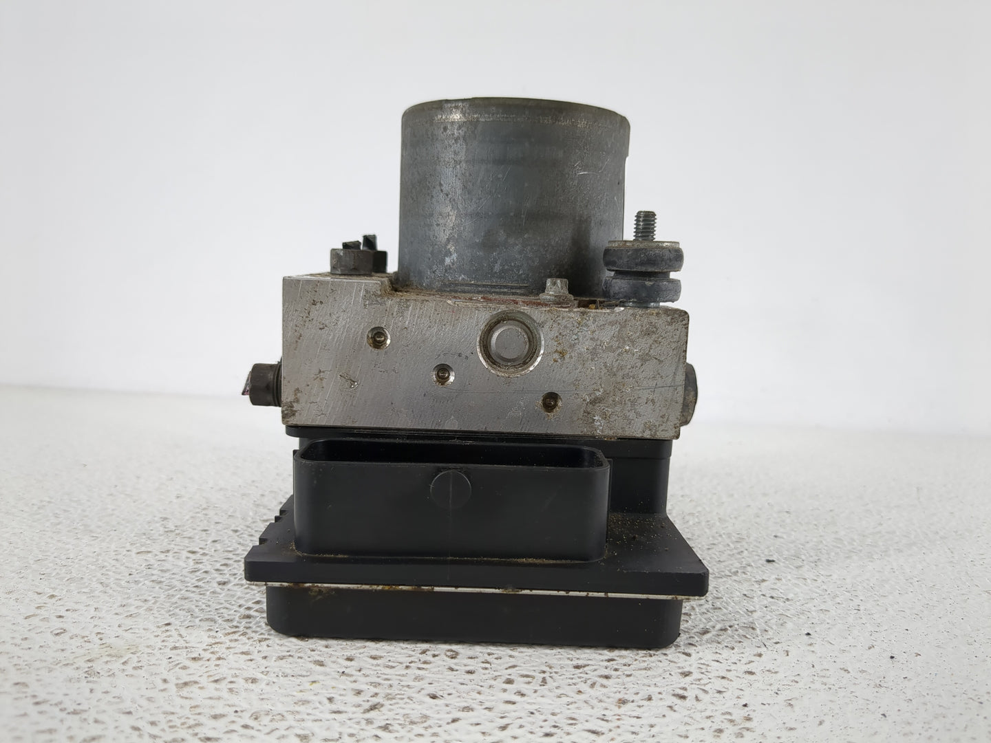 2012-2017 Fiat 500 ABS Pump Control Module Replacement P/N:68073251AL Fits Fits 2012 2013 2014 2015 2016 2017 OEM Used Auto 