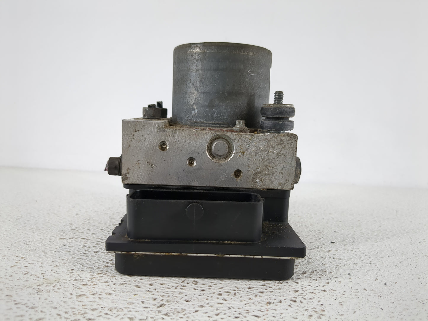 2012-2017 Fiat 500 ABS Pump Control Module Replacement P/N:68073251AL Fits Fits 2012 2013 2014 2015 2016 2017 OEM Used Auto 