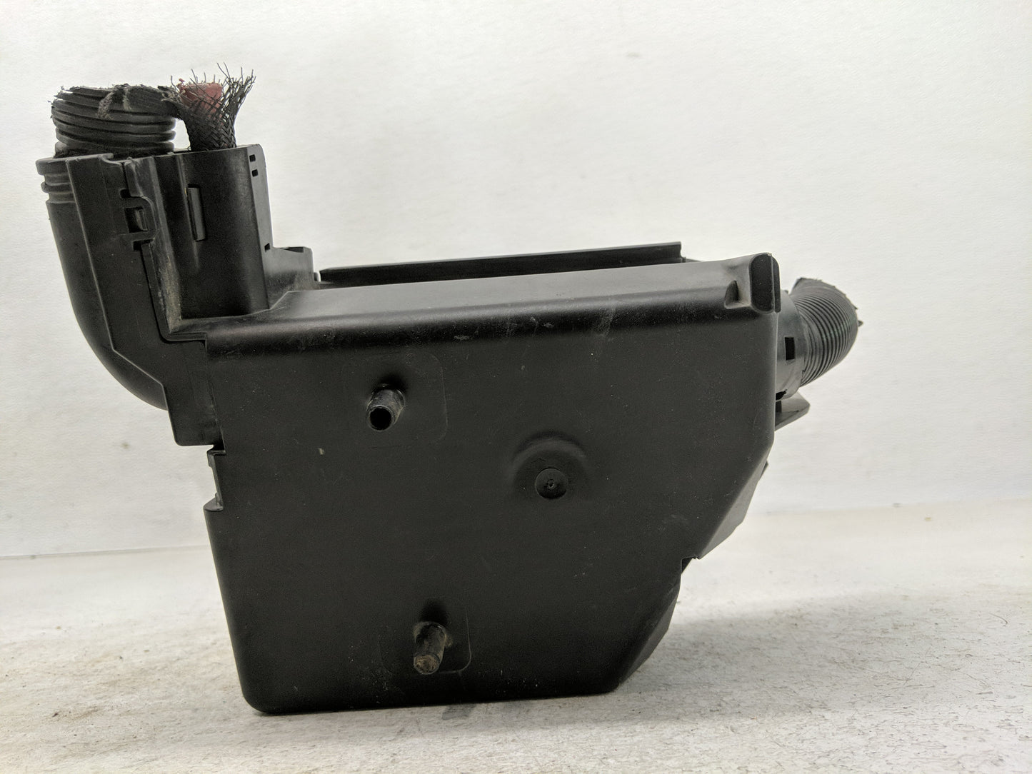 2012-2017 Fiat 500 Fusebox Fuse Box Panel Relay Module Fits Fits 2012 2013 2014 2015 2016 2017 OEM Used Auto Parts - Oemused