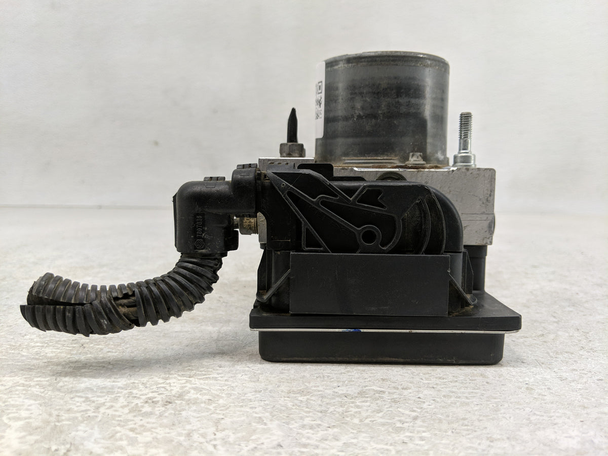2012-2017 Fiat 500 Anti-Lock Brake ABS Pump Module Actuator OEM P/N:P68073251AH Fits Fits 2012 2013 2014 2015 2016 2017 OEM 