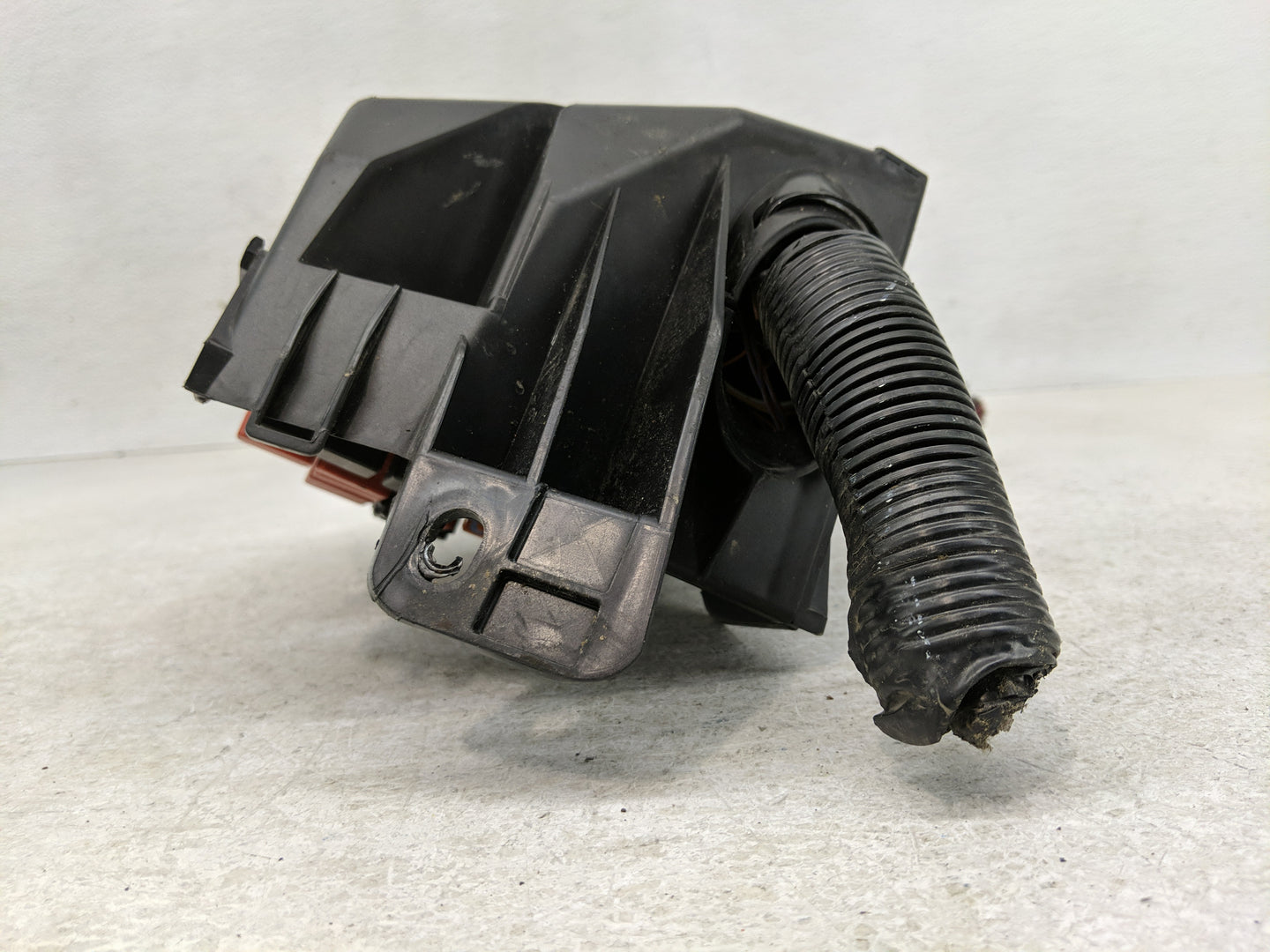 2012-2017 Fiat 500 Fusebox Fuse Box Panel Relay Module Fits Fits 2012 2013 2014 2015 2016 2017 OEM Used Auto Parts - Oemused