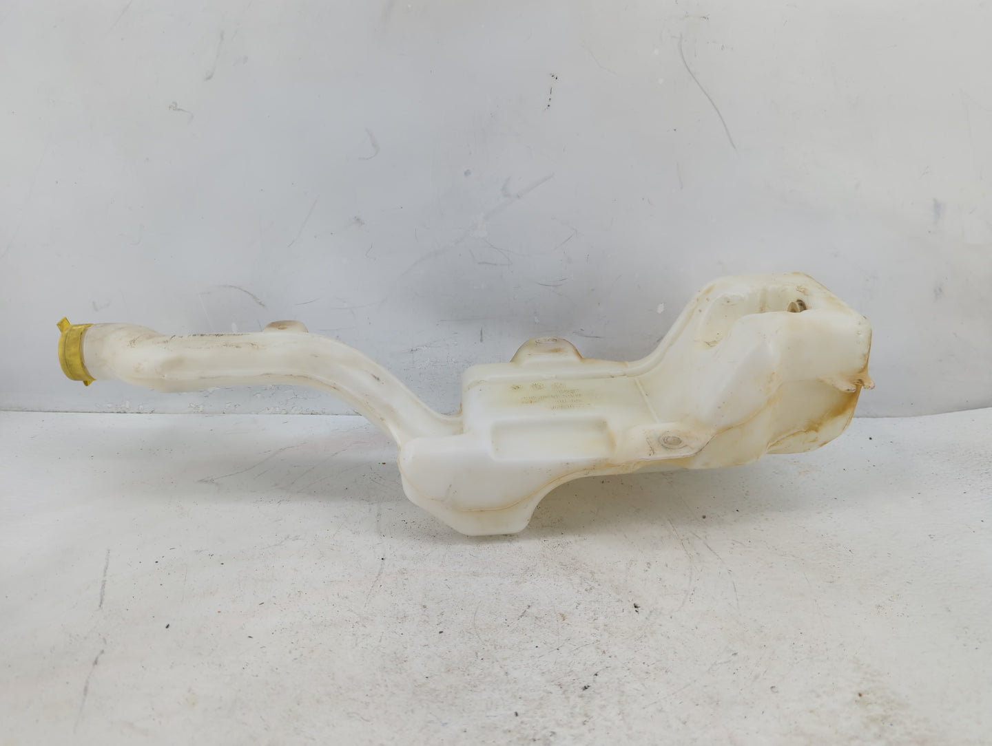 2012-2017 Fiat 500 Windshield Washer Fluid Reservoir Bottle Oem - Oemusedautoparts1.com