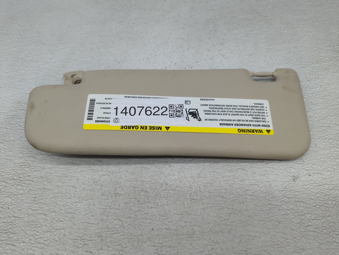 2012-2017 Fiat 500 Sun Visor Shade Replacement Passenger Right Mirror Fits Fits 2012 2013 2014 2015 2016 2017 OEM Used Auto 