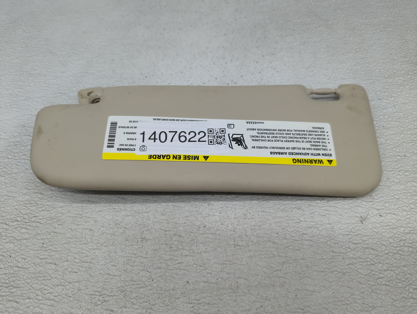 2012-2017 Fiat 500 Sun Visor Shade Replacement Passenger Right Mirror Fits Fits 2012 2013 2014 2015 2016 2017 OEM Used Auto 