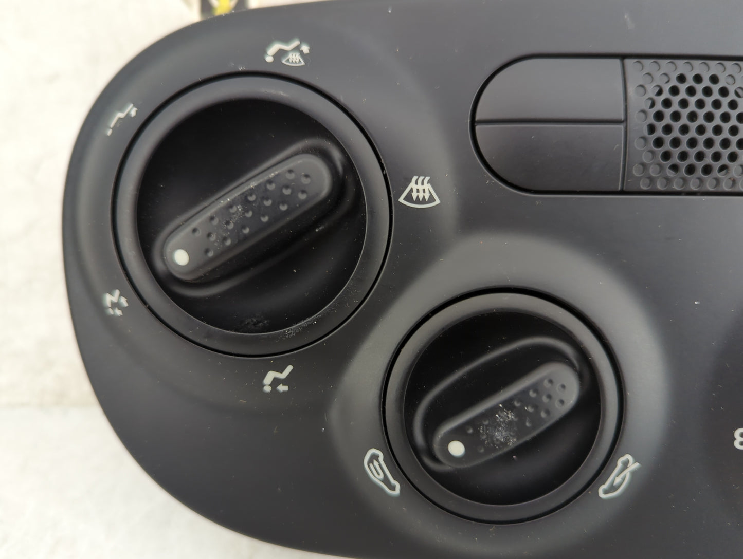2012-2017 Fiat 500 Climate Control Module Temperature AC/Heater Replacement Fits Fits 2012 2013 2014 2015 2016 2017 OEM Used