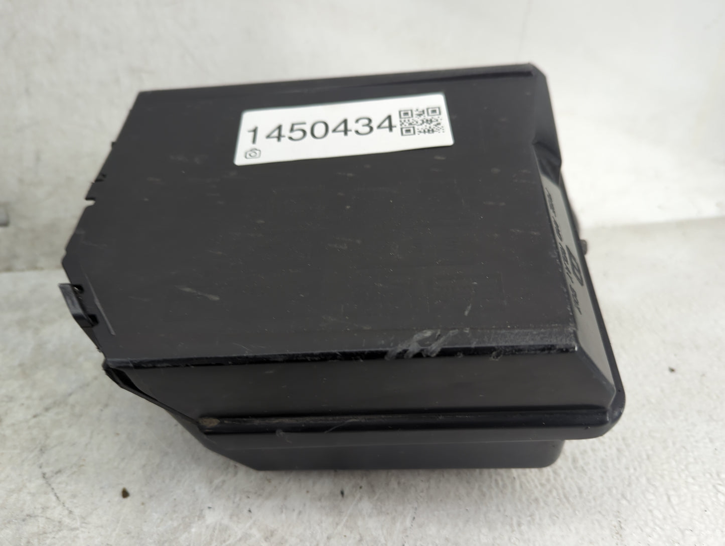 2012-2017 Fiat 500 Fusebox Fuse Box Panel Relay Module Fits Fits 2012 2013 2014 2015 2016 2017 OEM Used Auto Parts - Oemused