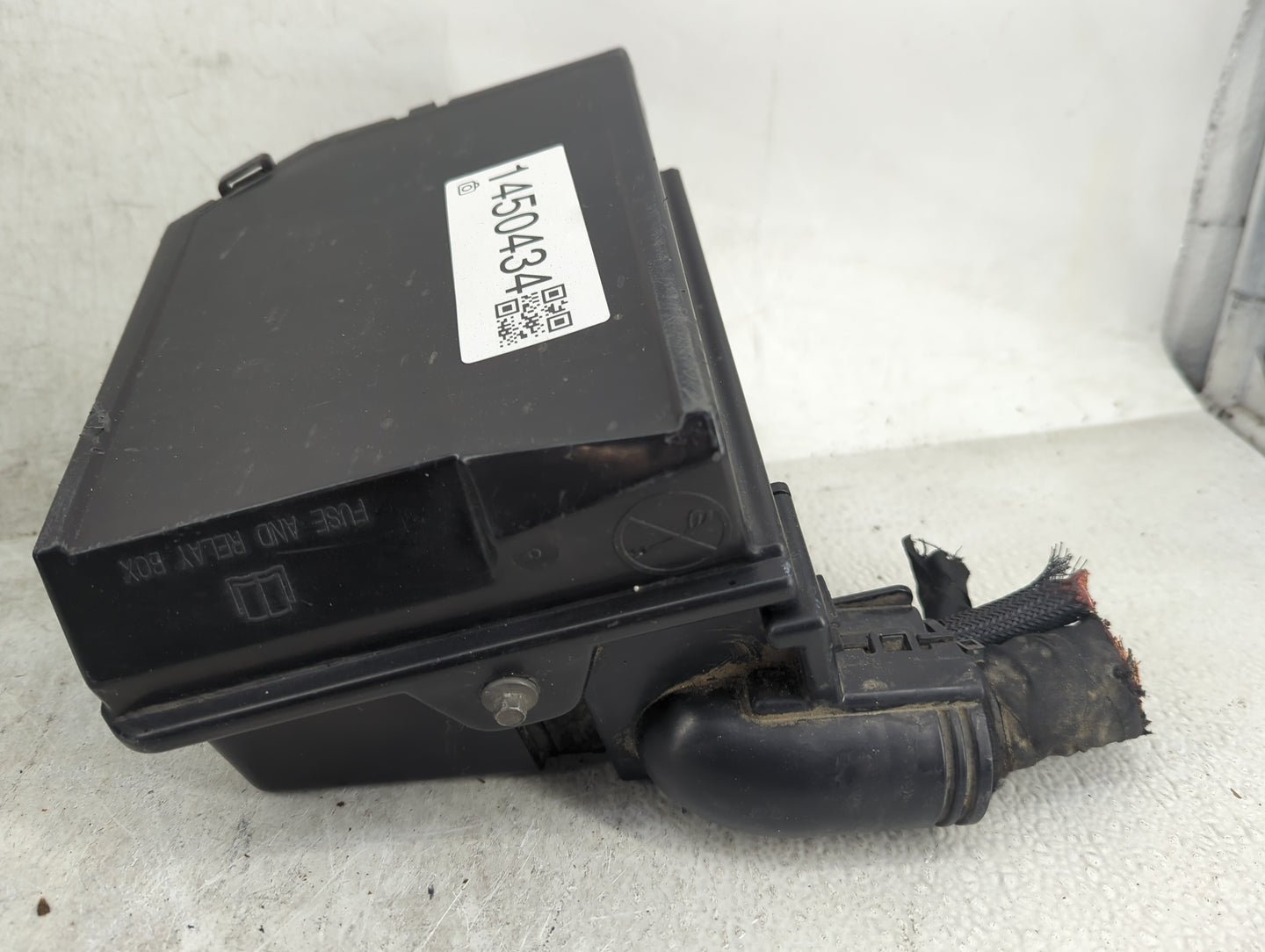 2012-2017 Fiat 500 Fusebox Fuse Box Panel Relay Module Fits Fits 2012 2013 2014 2015 2016 2017 OEM Used Auto Parts - Oemused