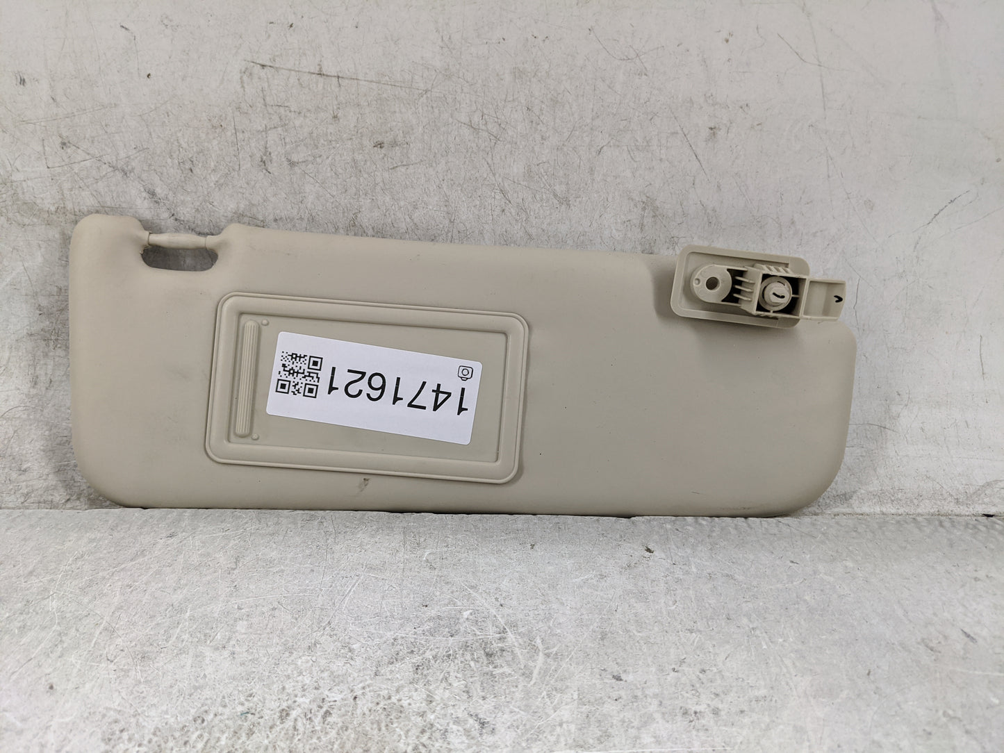 2012-2017 Fiat 500 Sun Visor Shade Replacement Passenger Right Mirror Fits Fits 2012 2013 2014 2015 2016 2017 OEM Used Auto 