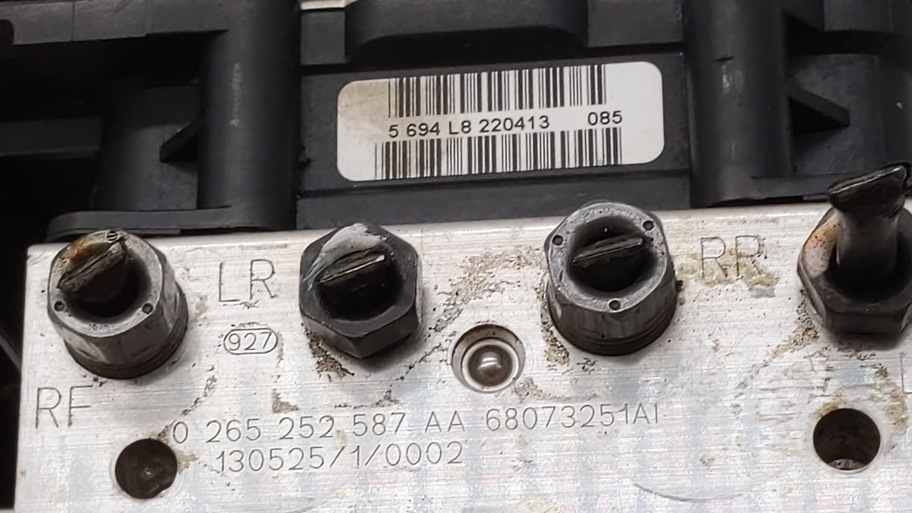 2012-2013 Fiat 500 ABS Pump Control Module Replacement P/N:68073251AH P68249079AA, 68073251AI, 68073251AG Fits Fits 2012 201