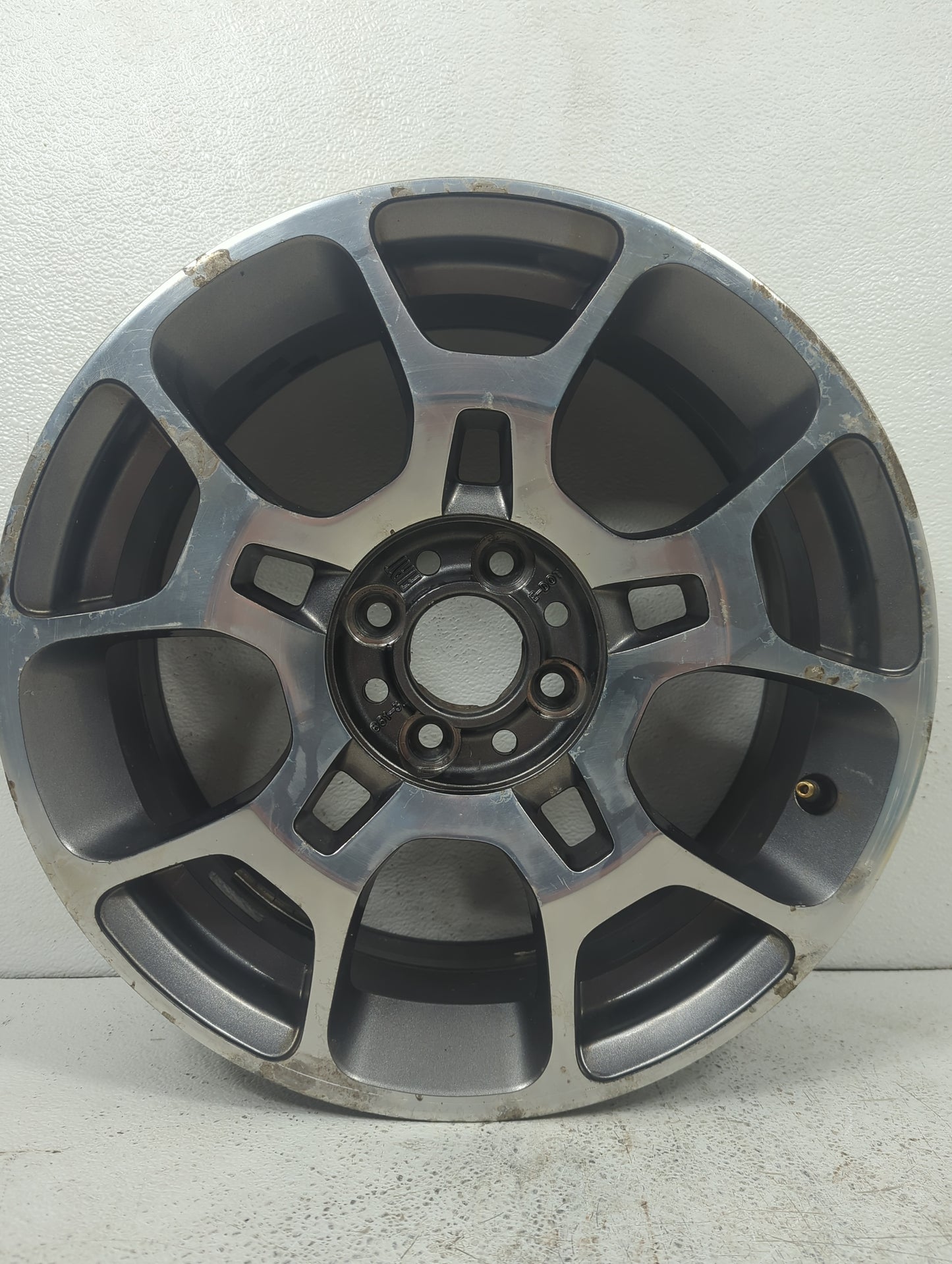 2013 Fiat 500 Oem Wheel Rim 5024316 - Oemusedautoparts1.com