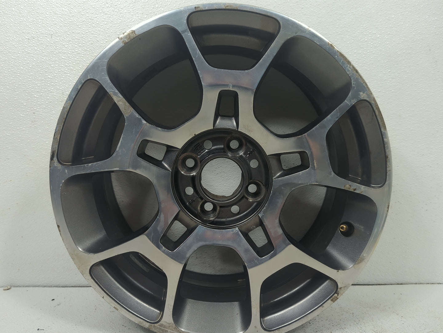 2013 Fiat 500 Oem Wheel Rim 5024316 - Oemusedautoparts1.com