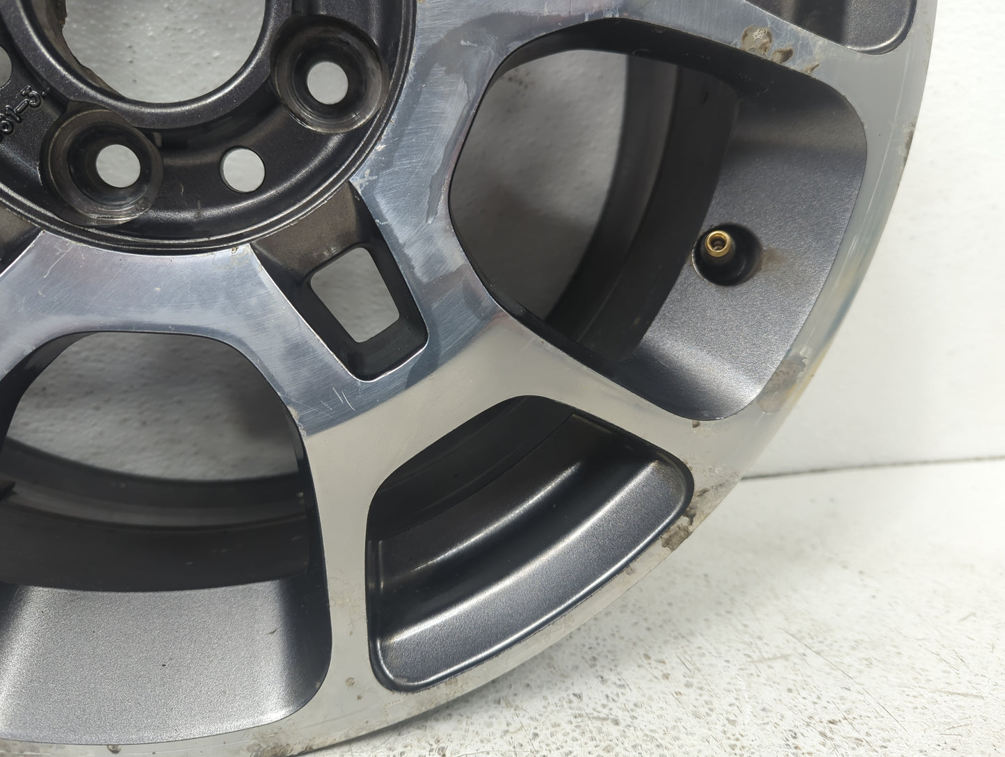 2013 Fiat 500 Oem Wheel Rim 5024316 - Oemusedautoparts1.com