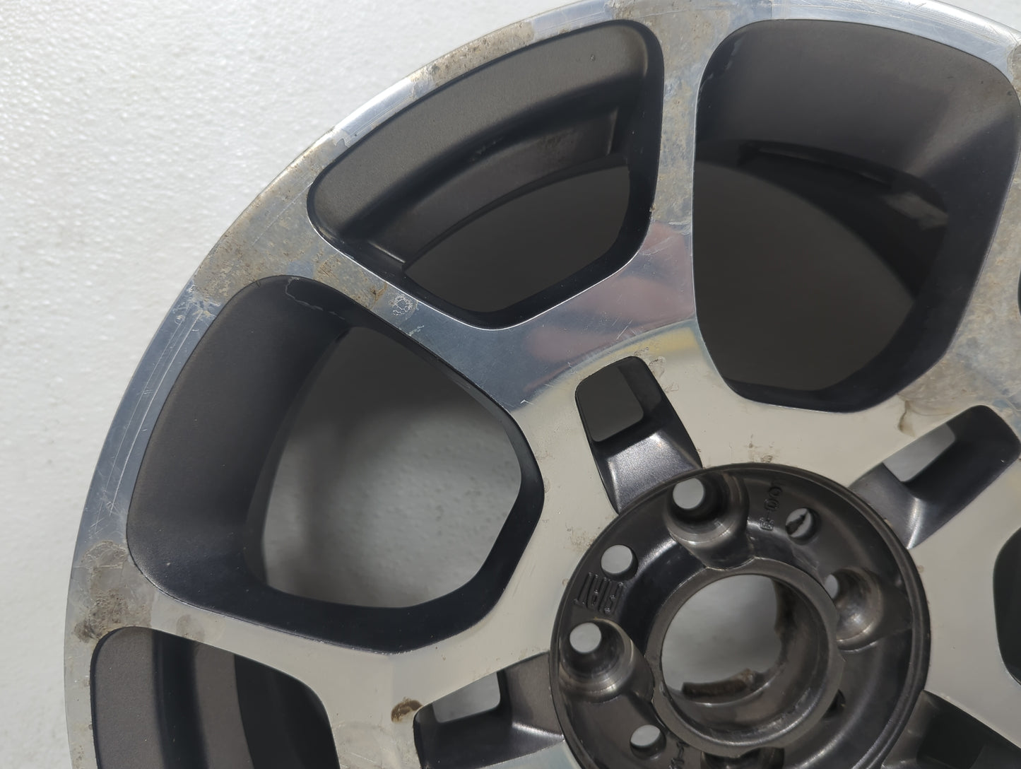 2013 Fiat 500 Oem Wheel Rim 5024318 - Oemusedautoparts1.com