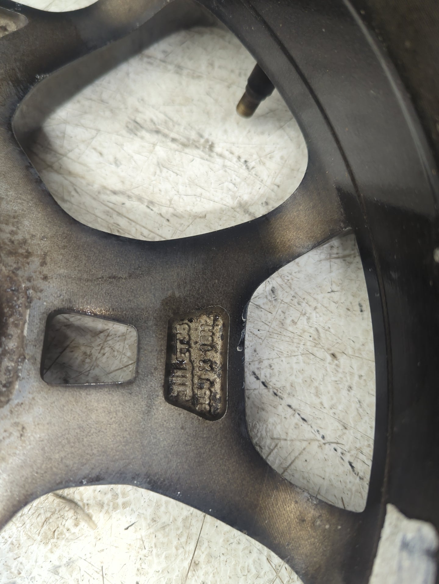 2013 Fiat 500 Oem Wheel Rim 5024318 - Oemusedautoparts1.com