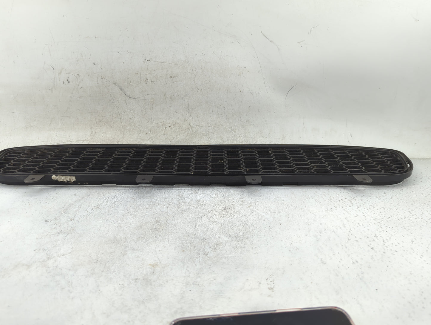 2012-2016 Fiat 500 Front Grille Bumper Not Included - Oemusedautoparts1.com