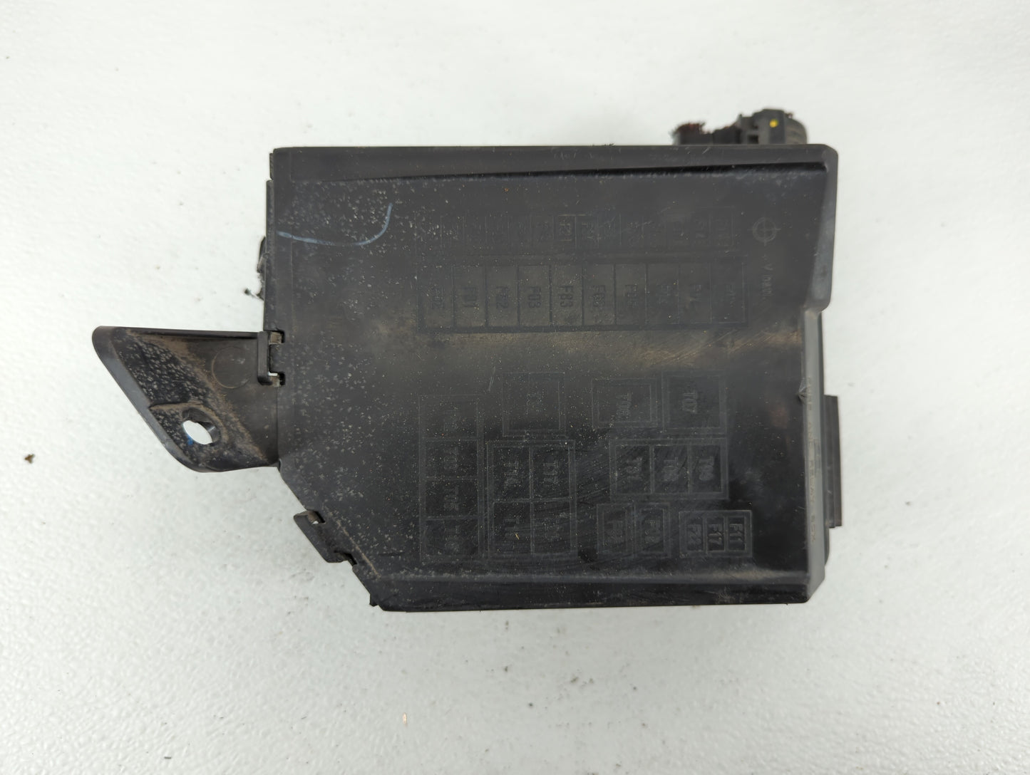 2012-2017 Fiat 500 Fusebox Fuse Box Panel Relay Module Fits Fits 2012 2013 2014 2015 2016 2017 OEM Used Auto Parts - Oemused