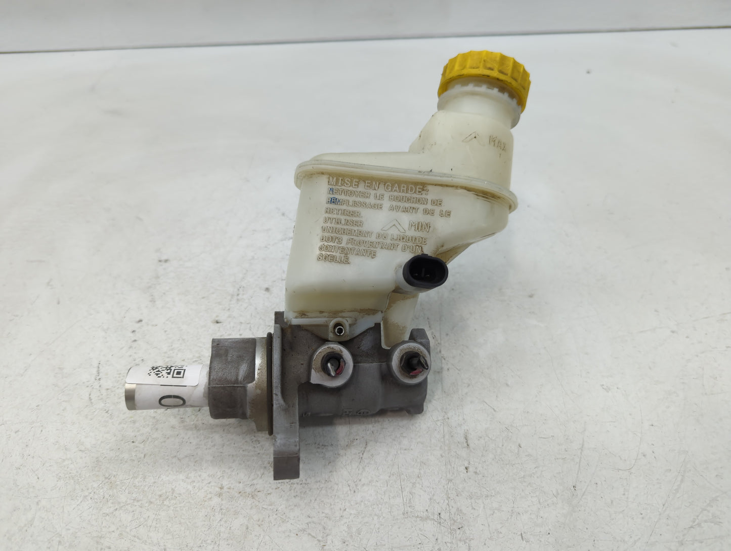 2012-2017 Fiat 500 Brake Master Cylinder - Oemusedautoparts1.com
