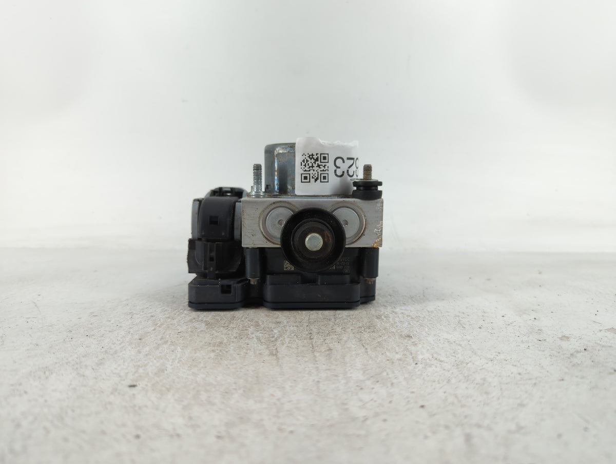 2012-2017 Fiat 500 Anti-Lock Brake ABS Pump Module Actuator OEM P/N:P04581540AC Fits Fits 2012 2013 2014 2015 2016 2017 OEM 