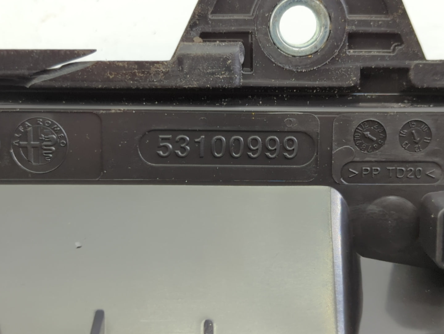 2012-2017 Fiat 500 Fusebox Fuse Box Panel Relay Module P/N:53100999 Fits Fits 2012 2013 2014 2015 2016 2017 OEM Used Auto Pa