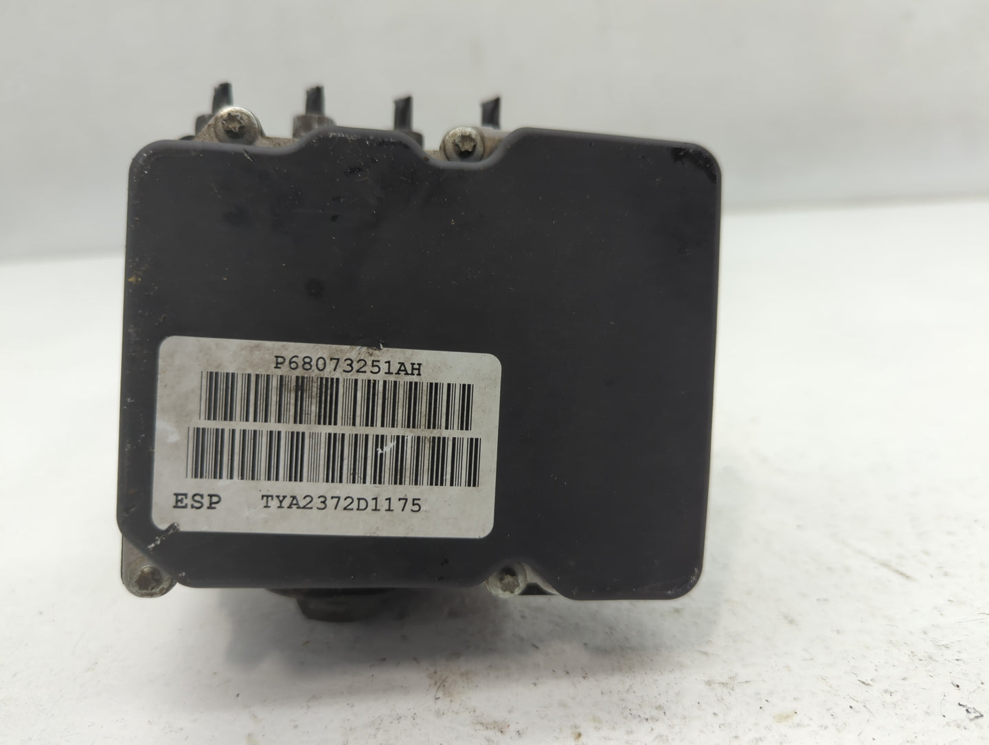 2012-2017 Fiat 500 ABS Pump Control Module Replacement P/N:0 265 252 464 AA Fits Fits 2012 2013 2014 2015 2016 2017 OEM Used