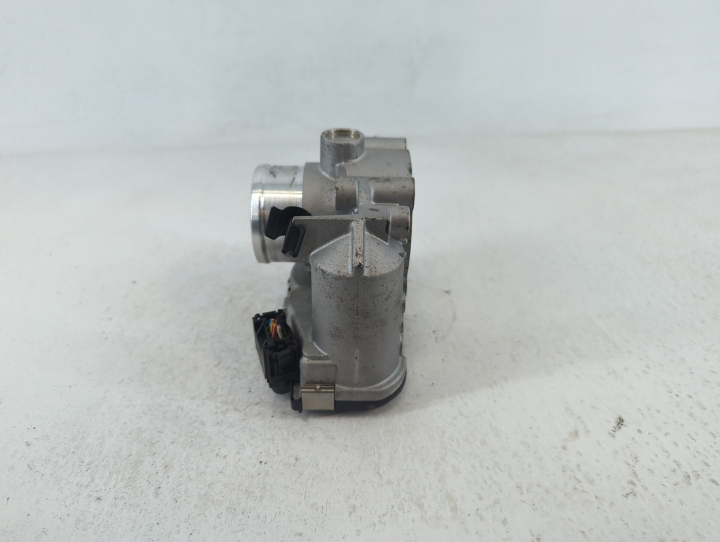 2012-2017 Fiat 500 Throttle Body P/N:0 280 750 568 Fits Fits 2012 2013 2014 2015 2016 2017 OEM Used Auto Parts - Oemusedauto