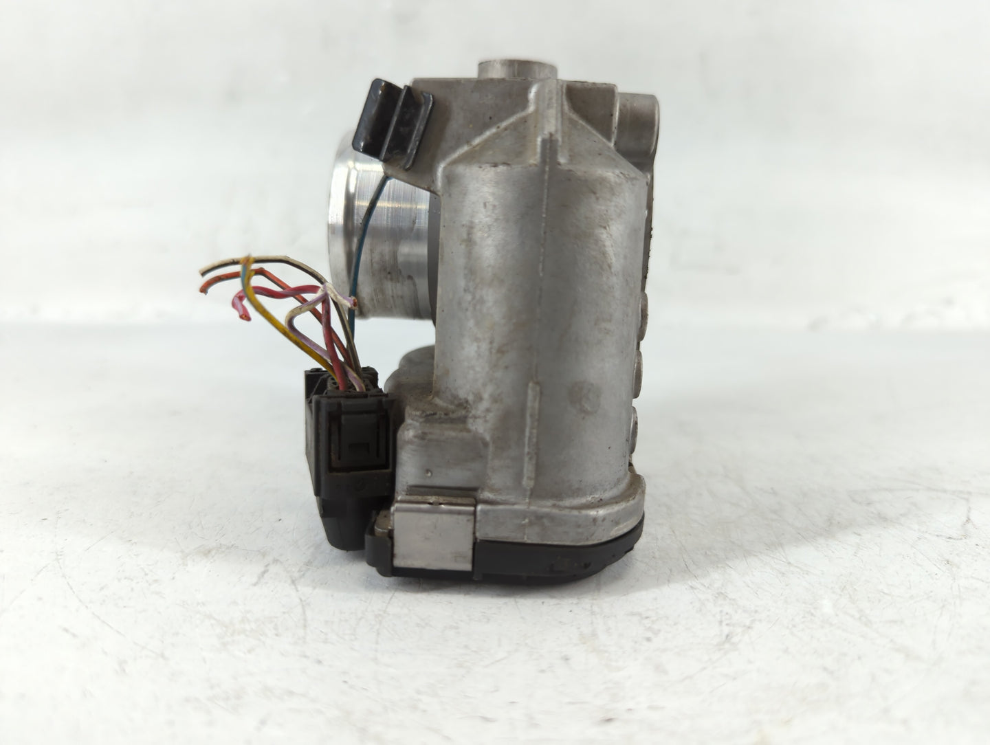 2012-2017 Fiat 500 Throttle Body P/N:0 280 750 568 Fits Fits 2012 2013 2014 2015 2016 2017 OEM Used Auto Parts - Oemusedauto