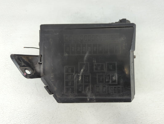 2012-2017 Fiat 500 Fusebox Fuse Box Panel Relay Module P/N:53100999 Fits Fits 2012 2013 2014 2015 2016 2017 OEM Used Auto Pa