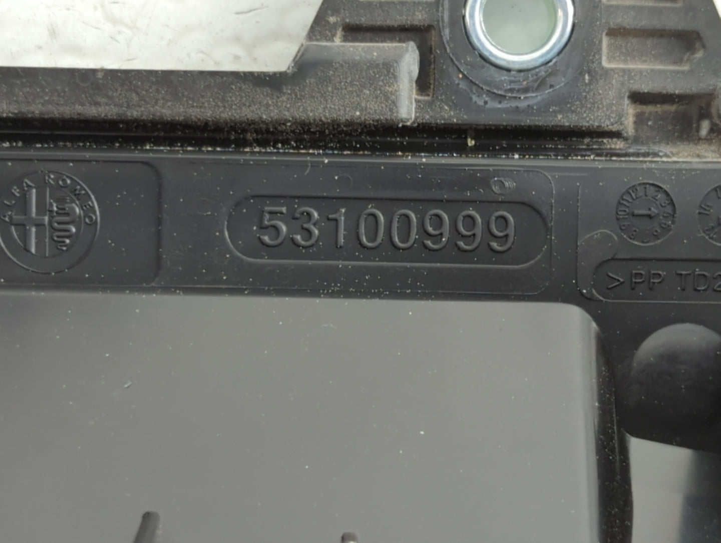 2012-2017 Fiat 500 Fusebox Fuse Box Panel Relay Module P/N:53100999 Fits Fits 2012 2013 2014 2015 2016 2017 OEM Used Auto Pa