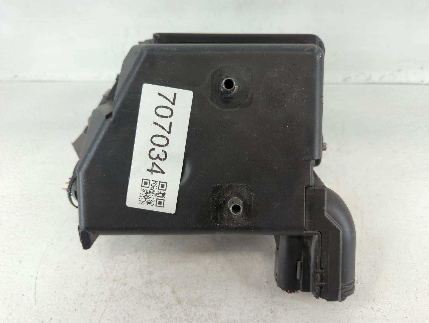 2012-2017 Fiat 500 Fusebox Fuse Box Panel Relay Module P/N:53100999 Fits Fits 2012 2013 2014 2015 2016 2017 OEM Used Auto Pa