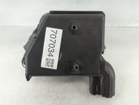 2012-2017 Fiat 500 Fusebox Fuse Box Panel Relay Module P/N:53100999 Fits Fits 2012 2013 2014 2015 2016 2017 OEM Used Auto Pa