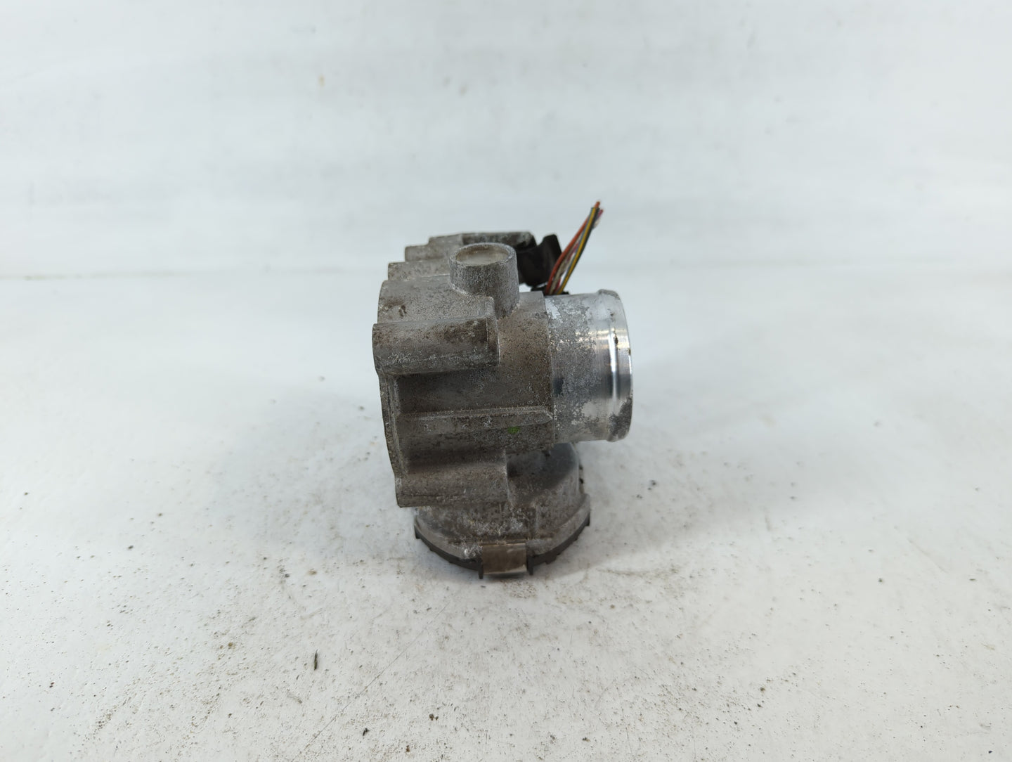 2012-2017 Fiat 500 Throttle Body P/N:0 280 750 568 Fits Fits 2012 2013 2014 2015 2016 2017 OEM Used Auto Parts - Oemusedauto