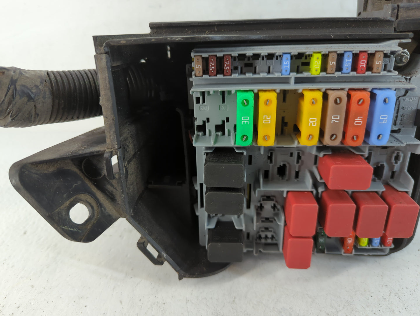2012-2017 Fiat 500 Fusebox Fuse Box Panel Relay Module Fits Fits 2012 2013 2014 2015 2016 2017 OEM Used Auto Parts - Oemused