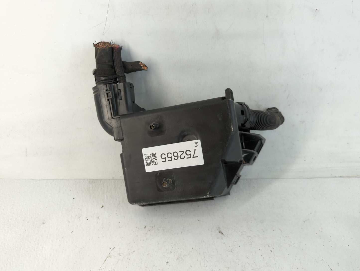2012-2017 Fiat 500 Fusebox Fuse Box Panel Relay Module Fits Fits 2012 2013 2014 2015 2016 2017 OEM Used Auto Parts - Oemused