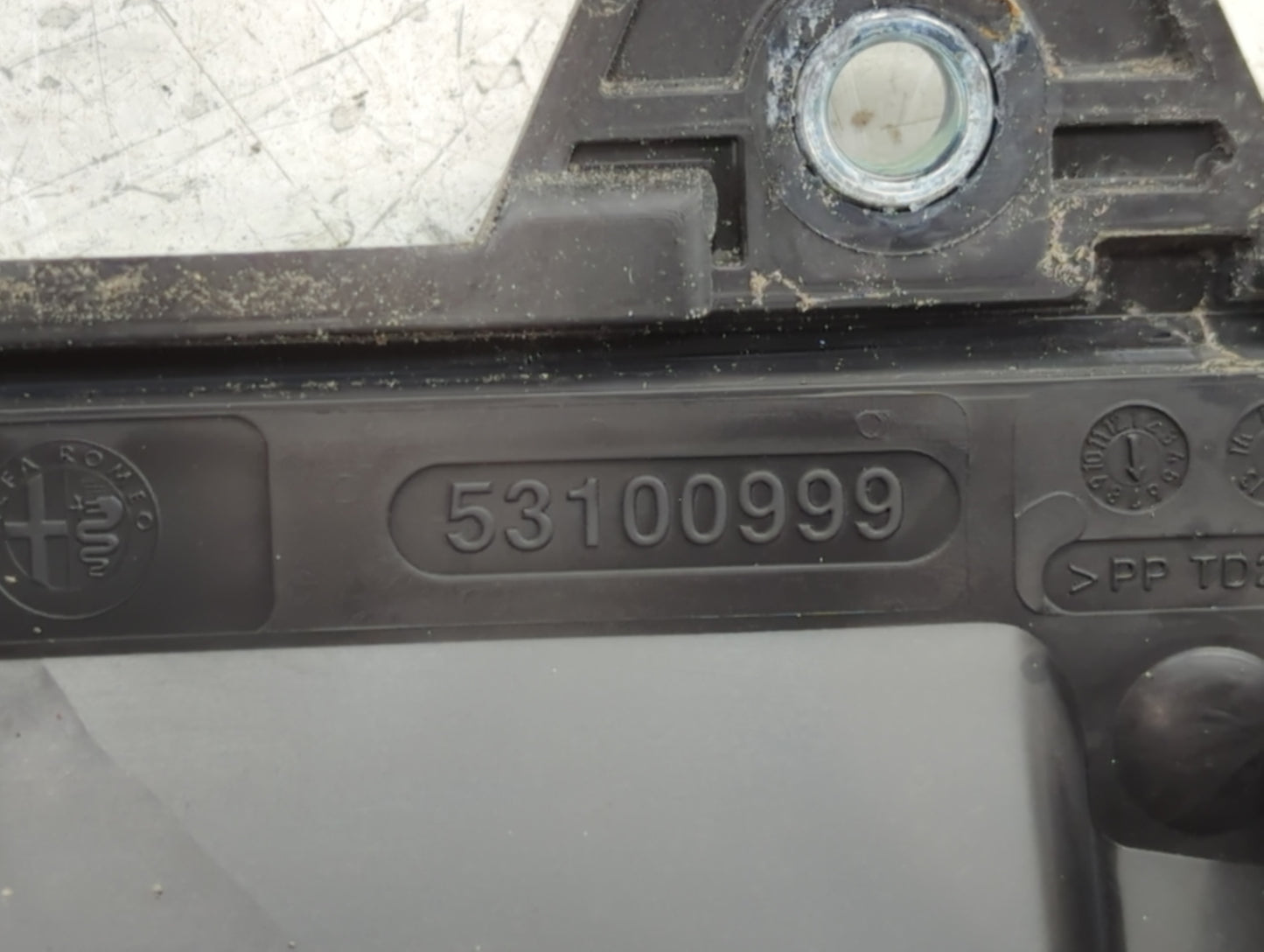 2012-2017 Fiat 500 Fusebox Fuse Box Panel Relay Module P/N:53100999 Fits Fits 2012 2013 2014 2015 2016 2017 OEM Used Auto Pa