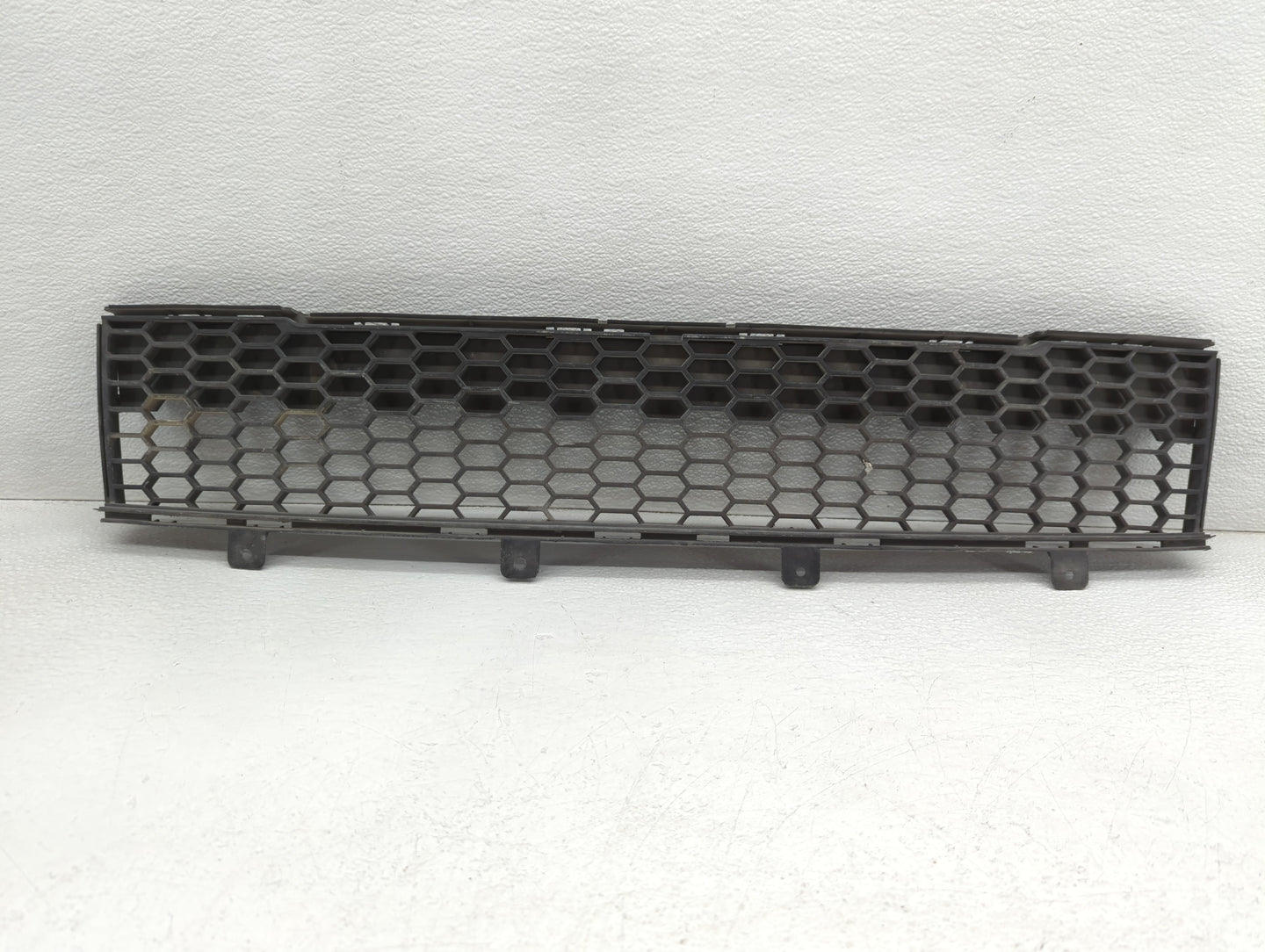 2012-2017 Fiat 500 Front Grille Bumper Not Included - Oemusedautoparts1.com