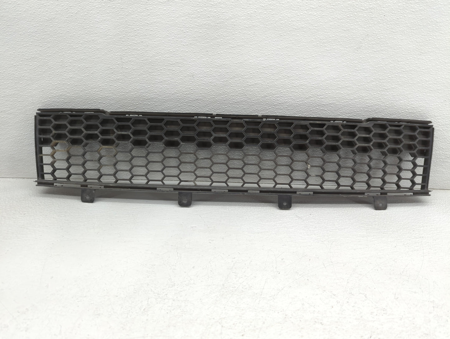 2012-2017 Fiat 500 Front Grille Bumper Not Included - Oemusedautoparts1.com