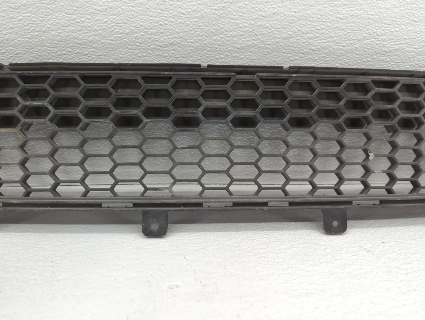 2012-2017 Fiat 500 Front Grille Bumper Not Included - Oemusedautoparts1.com