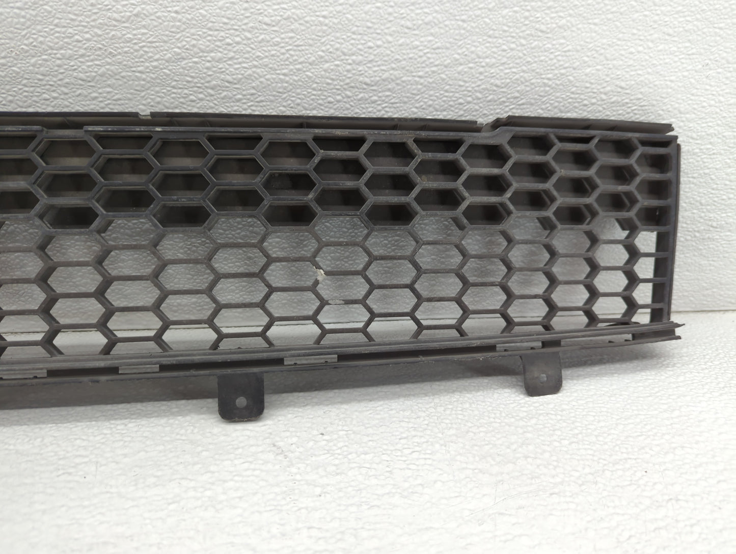 2012-2017 Fiat 500 Front Grille Bumper Not Included - Oemusedautoparts1.com
