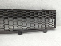 2012-2017 Fiat 500 Front Grille Bumper Not Included - Oemusedautoparts1.com