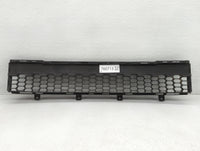 2012-2017 Fiat 500 Front Grille Bumper Not Included - Oemusedautoparts1.com