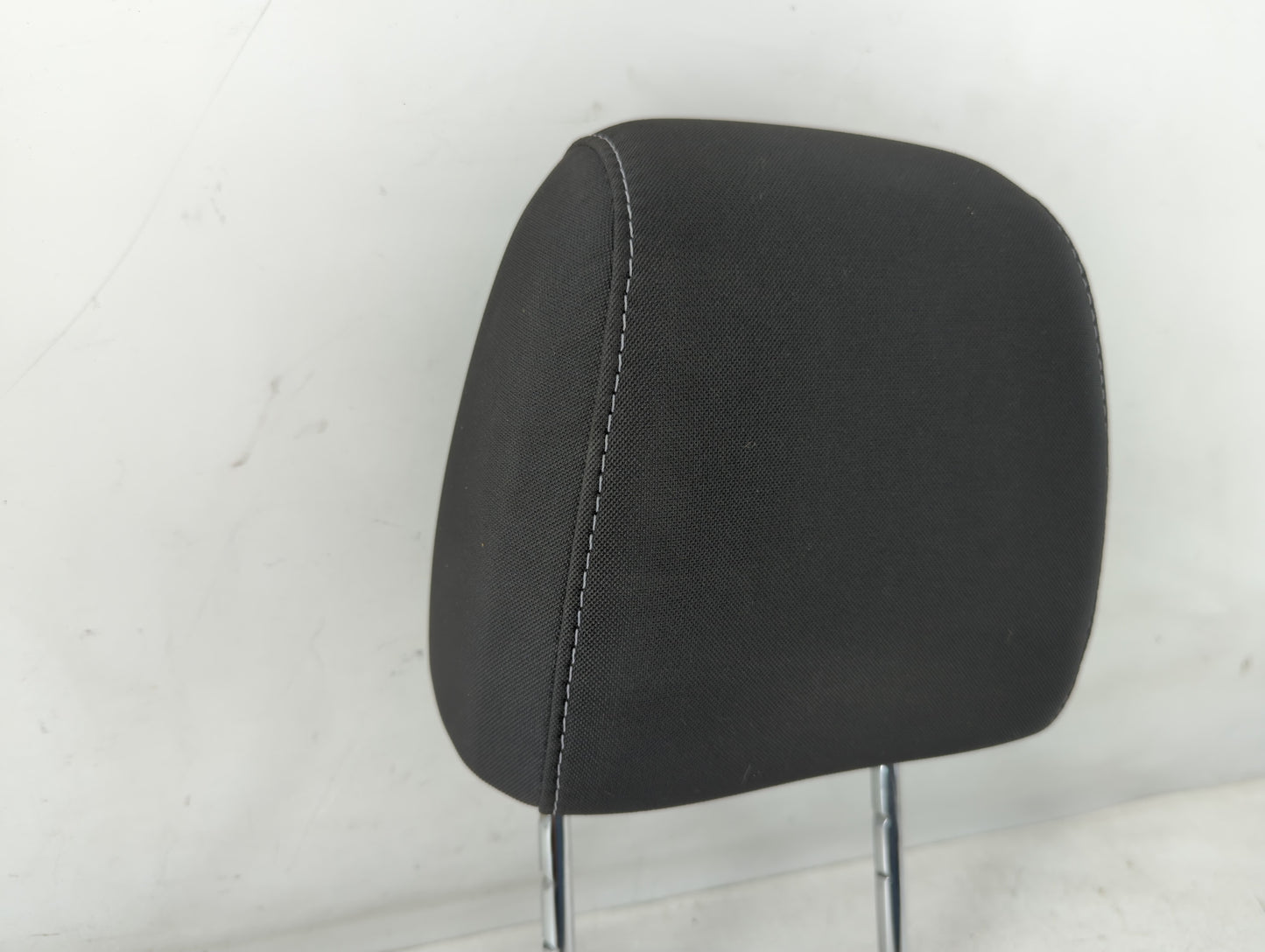 2013-2016 Ford C-Max Headrest Head Rest Front Driver Passenger Seat Fits Fits 2013 2014 2015 2016 OEM Used Auto Parts - Oemu