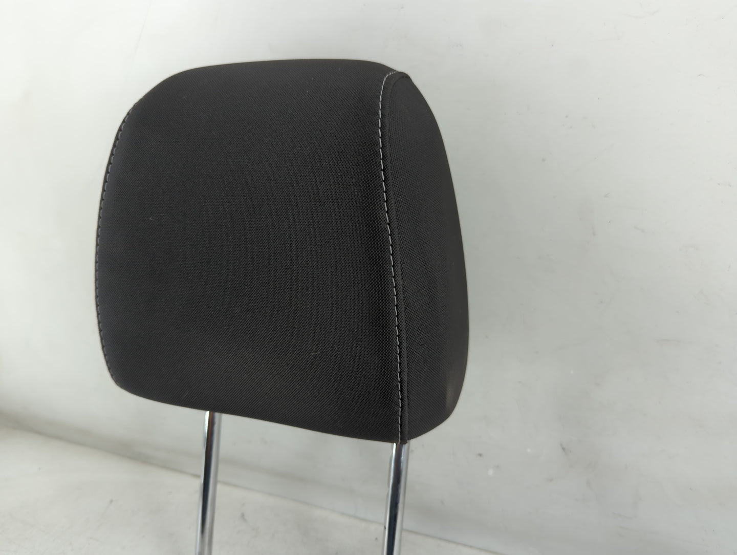 2013-2016 Ford C-Max Headrest Head Rest Front Driver Passenger Seat Fits Fits 2013 2014 2015 2016 OEM Used Auto Parts - Oemu