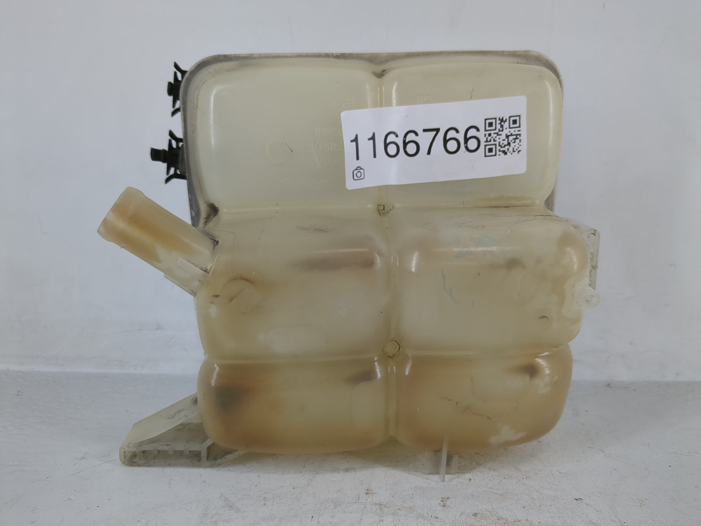 2013 Ford C-max Windshield Washer Fluid Reservoir Bottle Oem - Oemusedautoparts1.com