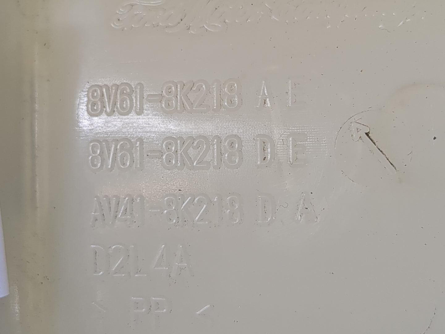 2013 Ford C-max Windshield Washer Fluid Reservoir Bottle Oem - Oemusedautoparts1.com