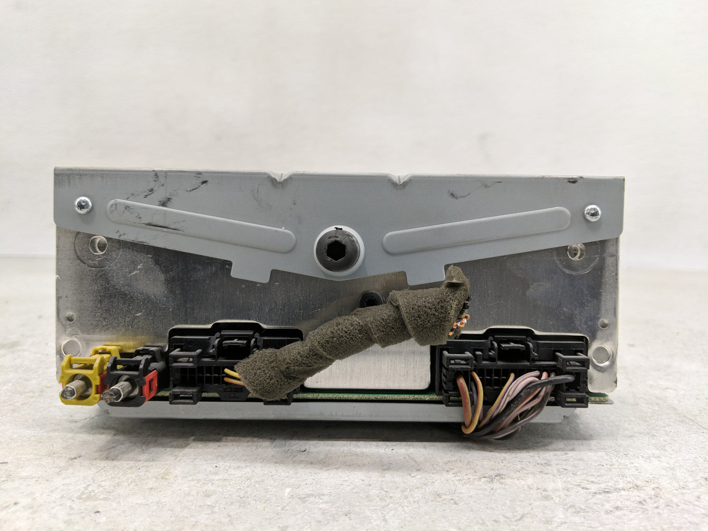 2013-2016 Ford C-Max Radio AM FM Cd Player Receiver Replacement P/N:CM5T-19C107-LA Fits Fits 2013 2014 2015 2016 OEM Used Au