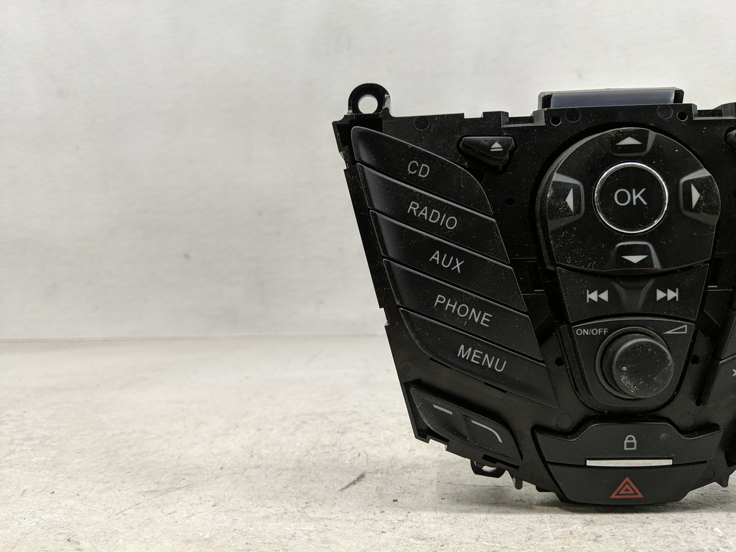 2013-2013 Ford C-max Radio Control Panel - Oemusedautoparts1.com