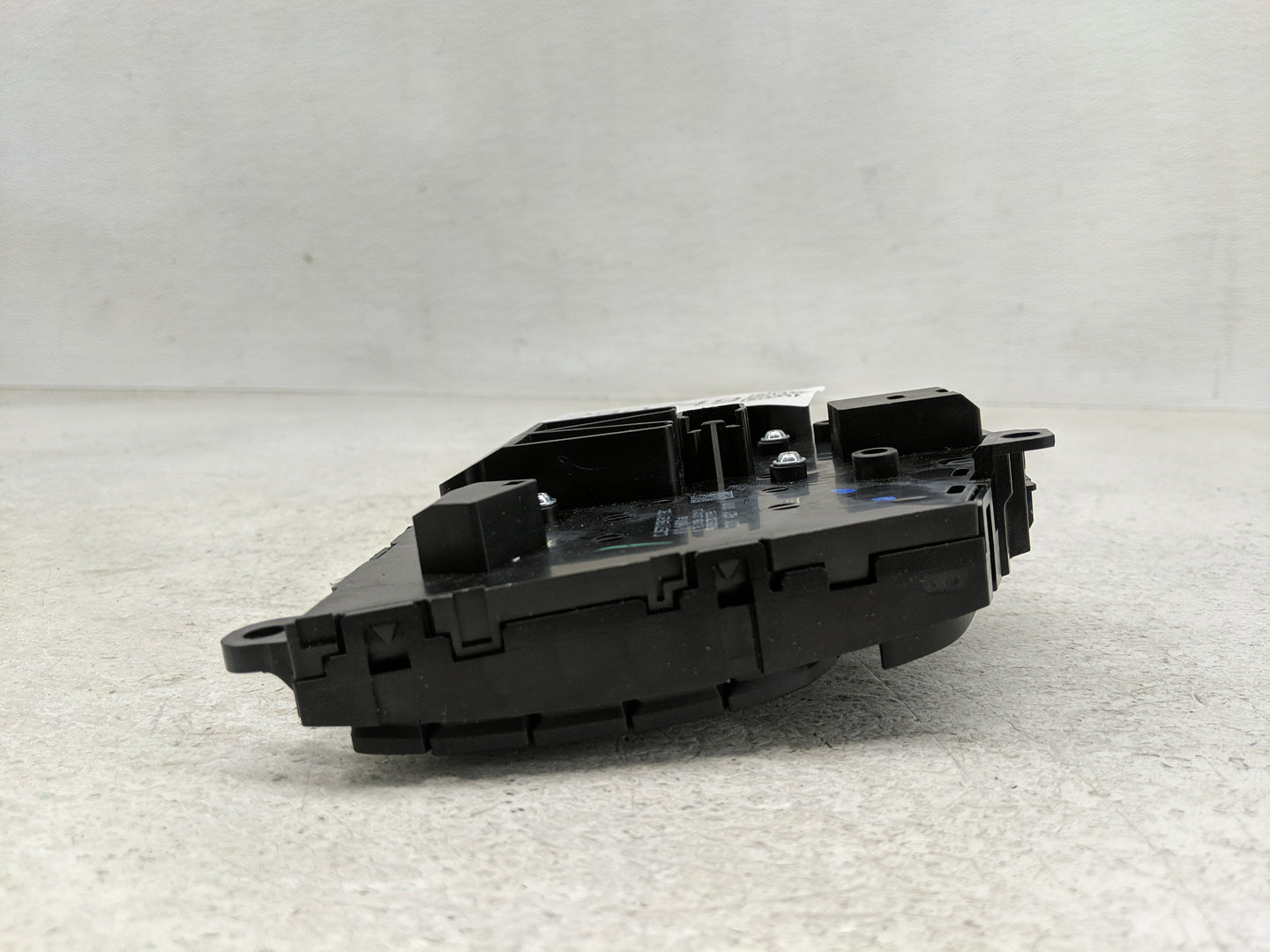 2013-2013 Ford C-max Radio Control Panel - Oemusedautoparts1.com