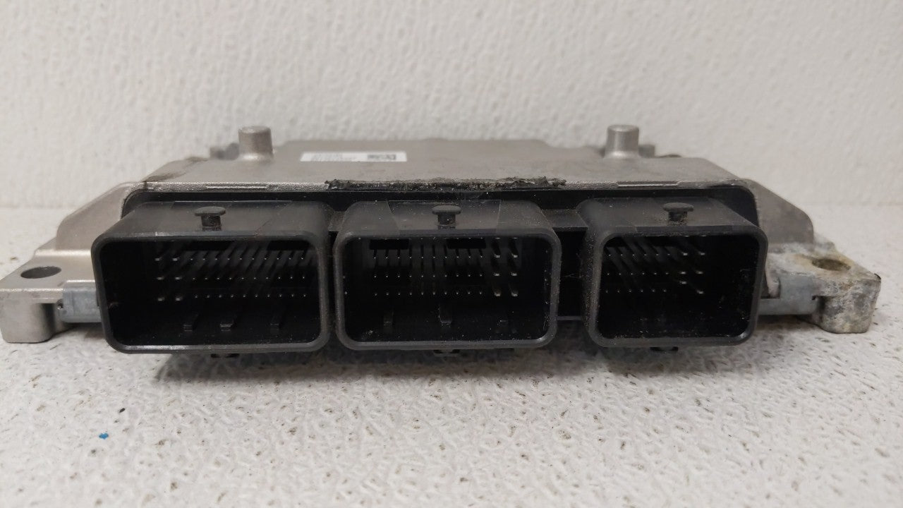 2013 Ford C-Max PCM Engine Control Computer ECU ECM PCU OEM P/N:DM5A-12A650-KA DM5A-12A650-DD, DM5A-12A650-FA Fits OEM Used 