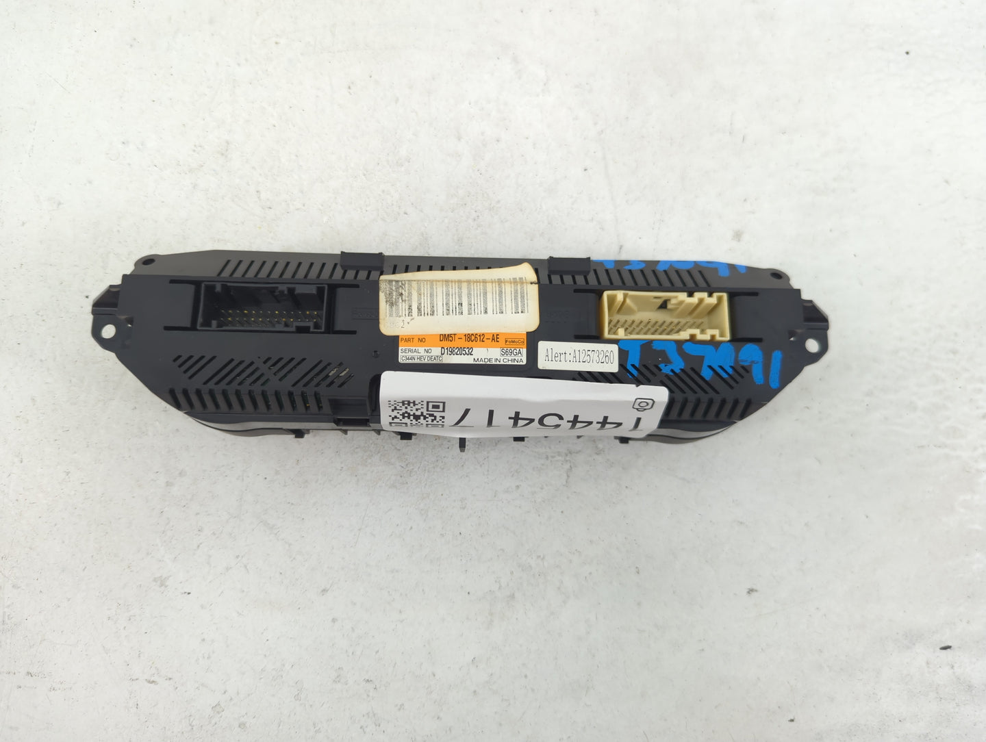 2013-2016 Ford C-Max Climate Control Module Temperature AC/Heater Replacement P/N:DM5T-18C612-AE Fits Fits 2013 2014 2015 20